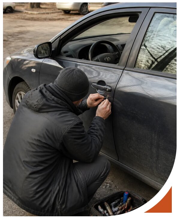Профессиональное вскрытие автомобиля Тойота без повреждений в Похвистневе